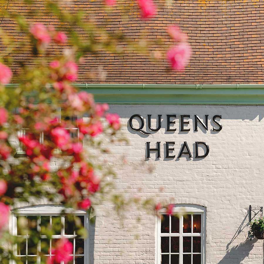 Pub-Photography-Queens-Head.jpg