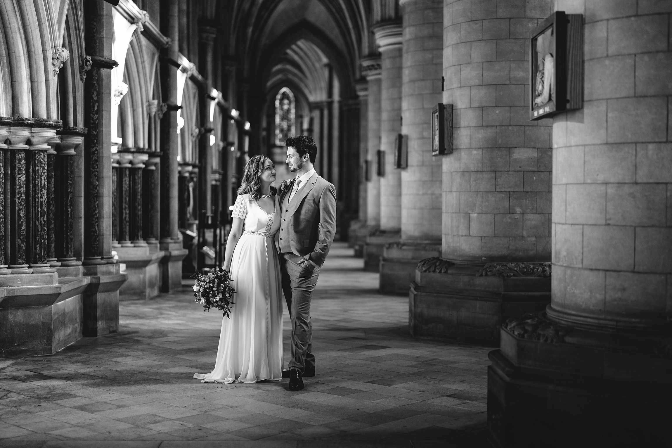 norwich-cathedral-wedding-sam-gee-photography0024.jpg