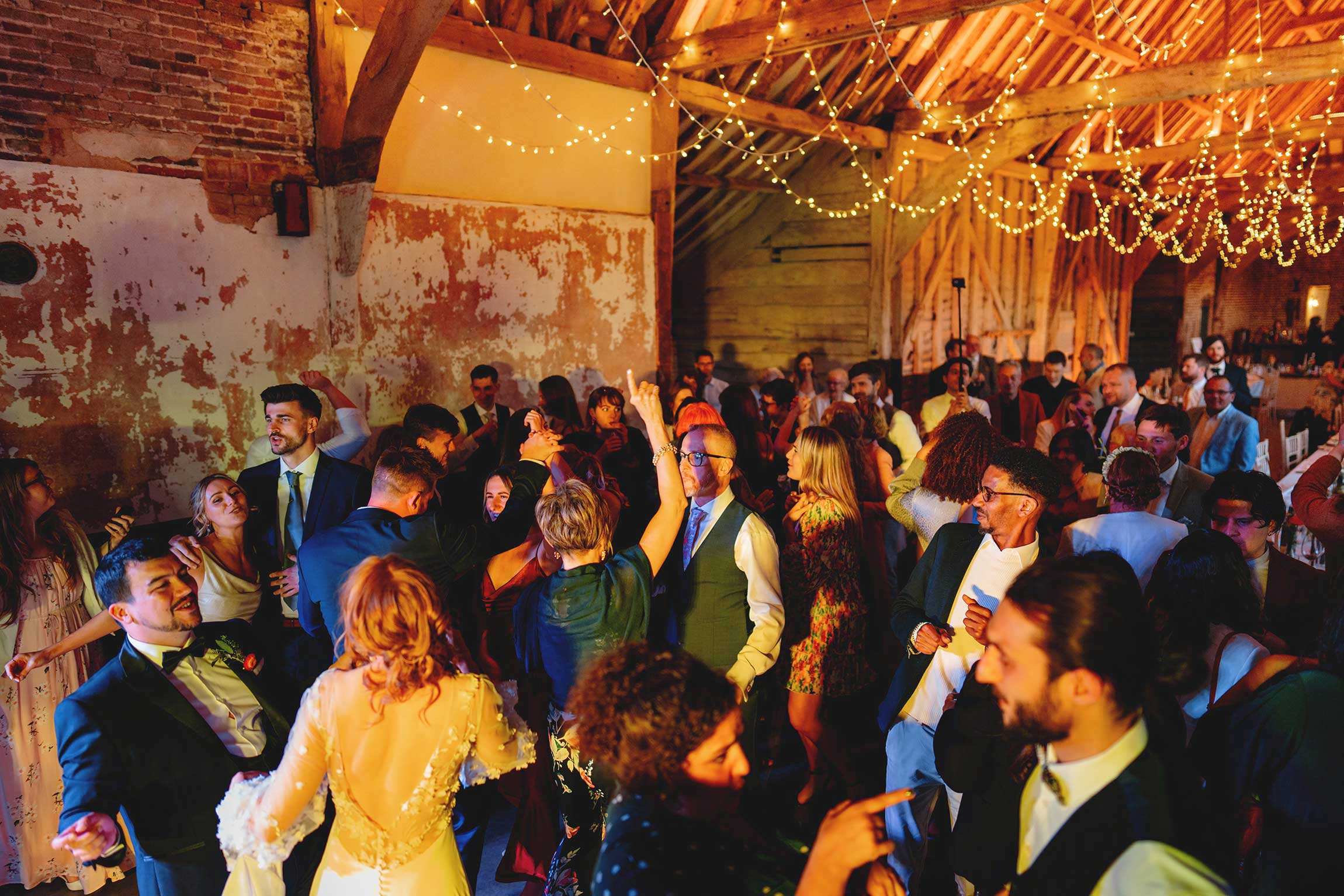 suffolk-wedding-henham-barns-sam-gee-photography0133.jpg