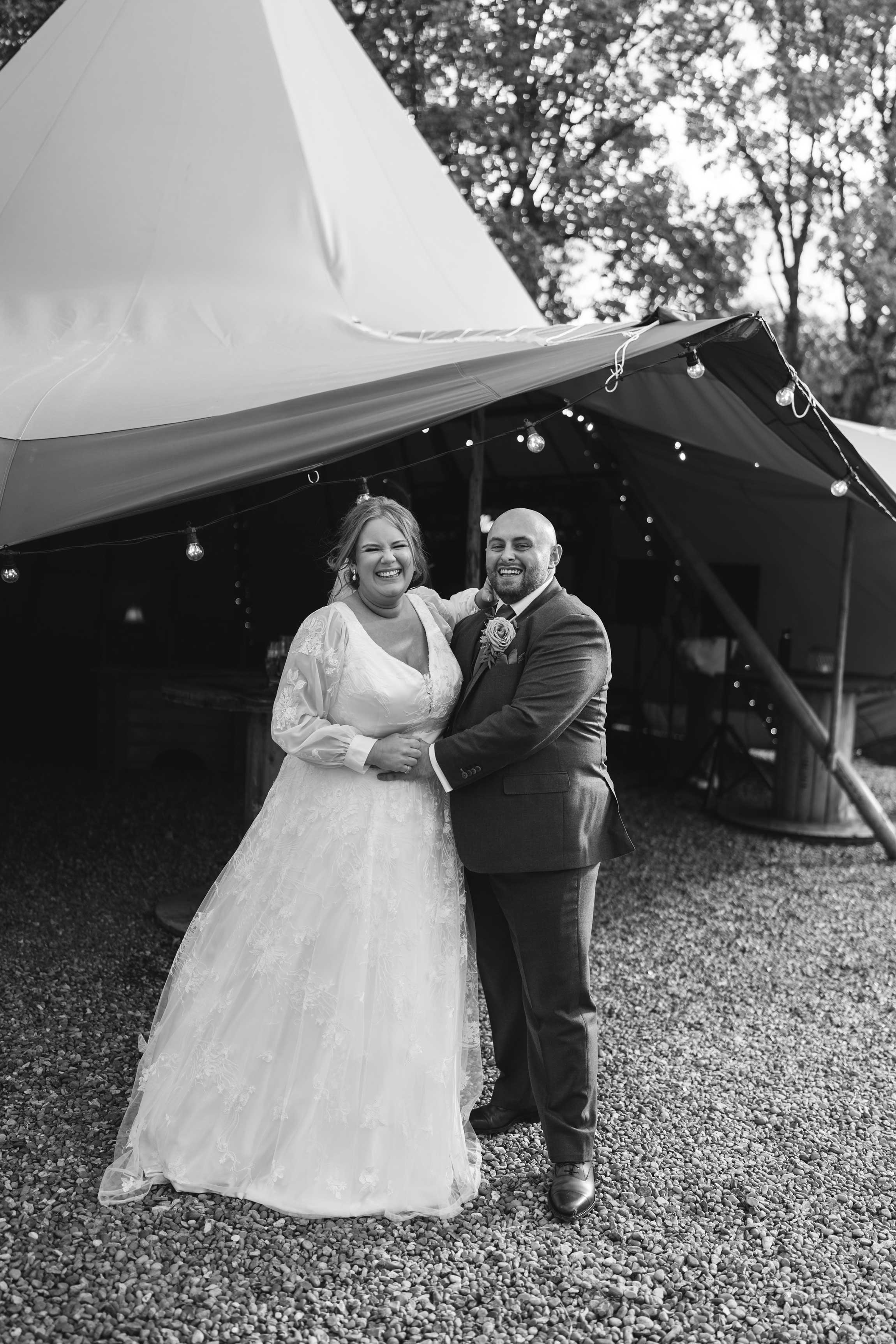 wheatacre-white-lion-wedding-photography-norfolk0167.jpg